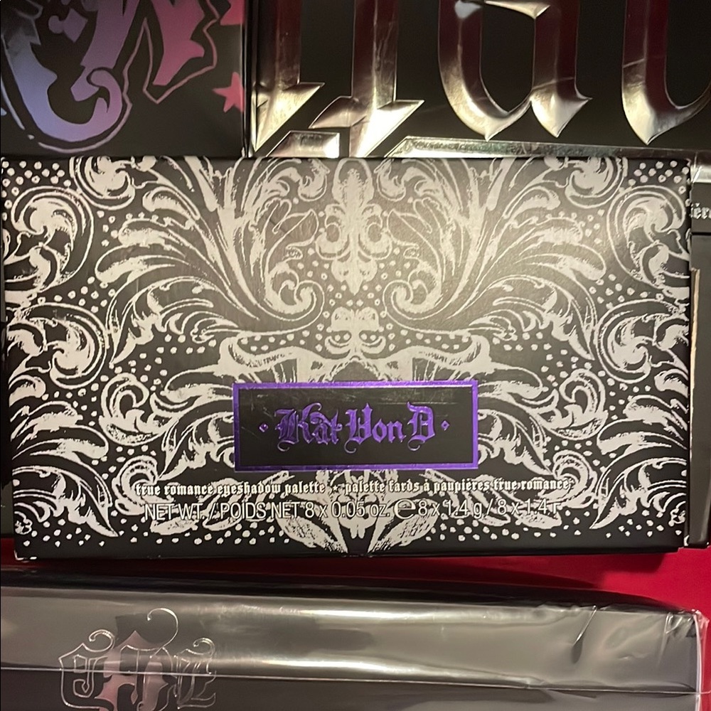 Kat Von D True Romance POÉTICA Palette